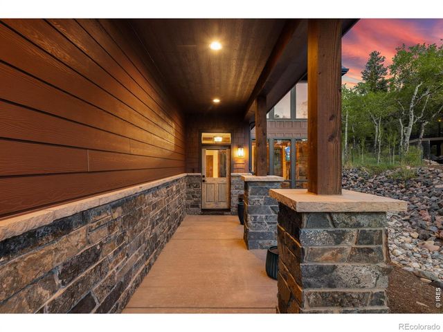 2742 Ypsilon Circle, Estes Park, CO 80517