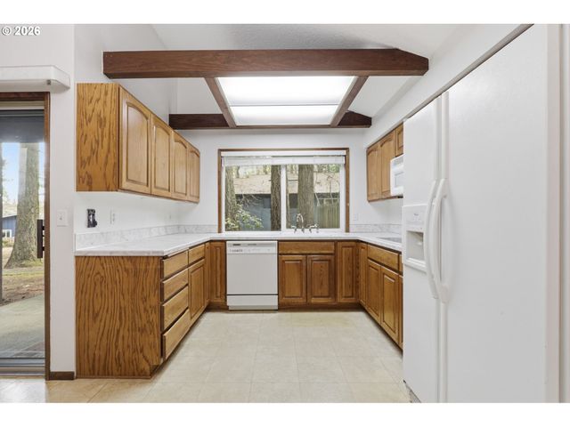 7250 Sw 28TH Ct, Beaverton, OR 97008