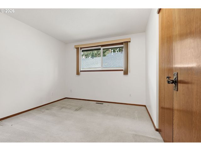 7250 Sw 28TH Ct, Beaverton, OR 97008