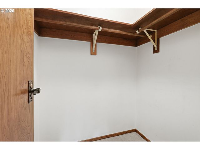 7250 Sw 28TH Ct, Beaverton, OR 97008