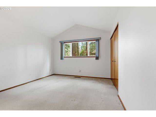 7250 Sw 28TH Ct, Beaverton, OR 97008