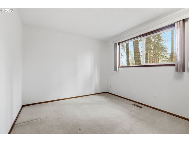 7250 Sw 28TH Ct, Beaverton, OR 97008