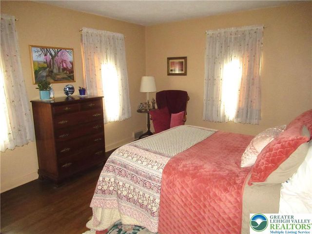 329 West Brookdale Street, Allentown City, PA 18103