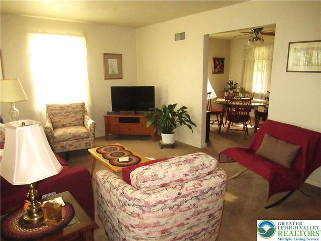 329 West Brookdale Street, Allentown City, PA 18103