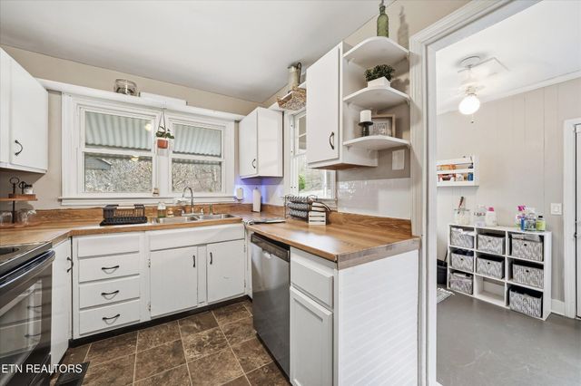 119 Old State Circle, Powell, TN 37849