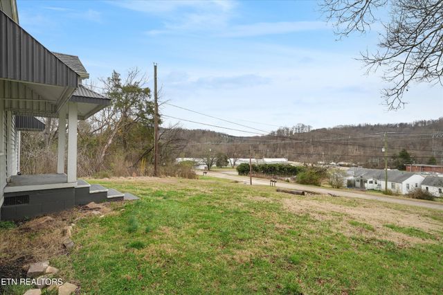 119 Old State Circle, Powell, TN 37849