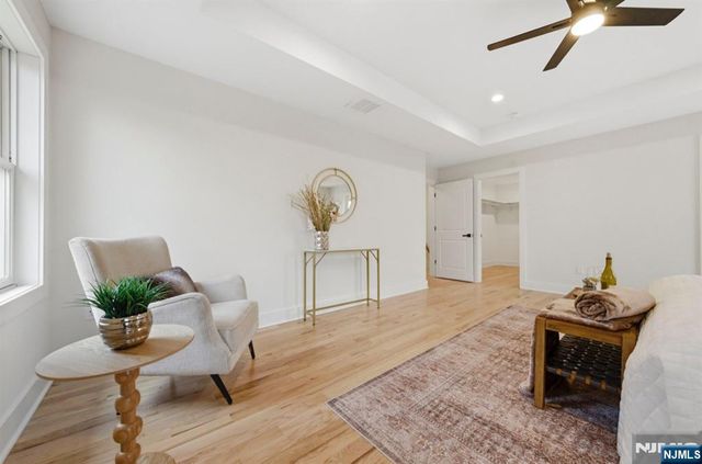 488 Dewey Avenue, Saddle Brook, NJ 07663