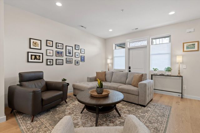 895 Cherokee Boulevard 105, Chattanooga, TN 37405