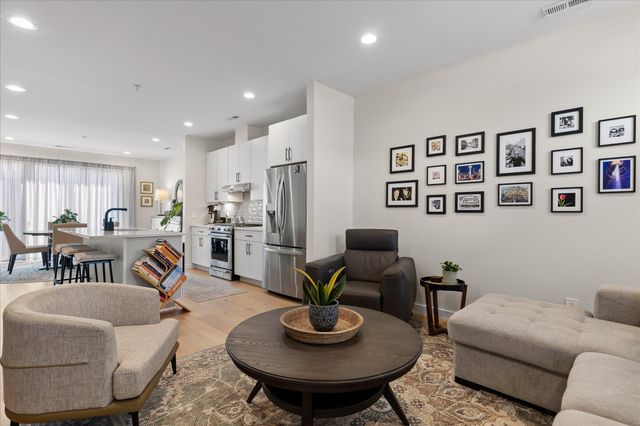 895 Cherokee Boulevard 105, Chattanooga, TN 37405
