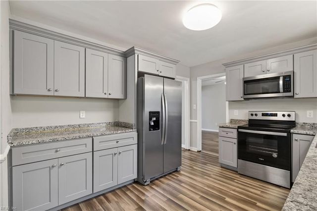 419 Dunham Massie DR, Hampton, VA 23669