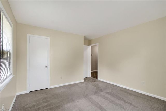 419 Dunham Massie DR, Hampton, VA 23669