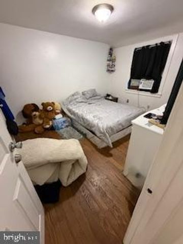 1511 HONAN ST, Chester, PA 19013