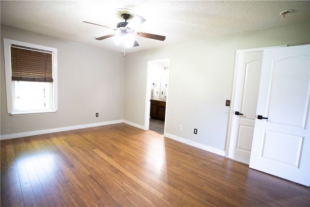 3826 Derrick Lane, Springdale, AR 72762