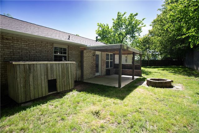 3826 Derrick Lane, Springdale, AR 72762