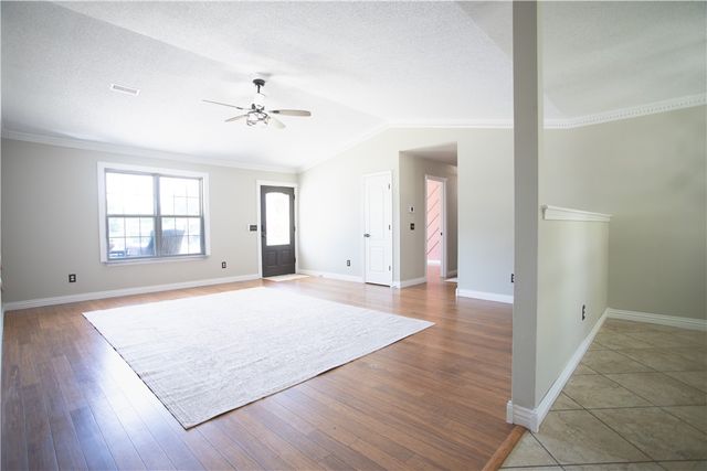 3826 Derrick Lane, Springdale, AR 72762