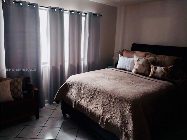 15525 N Miami Lakeway N 209-8, Miami Lakes, FL 33014