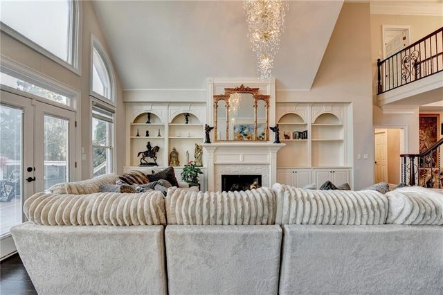 8360 Kenningston Way, Duluth, GA 30097