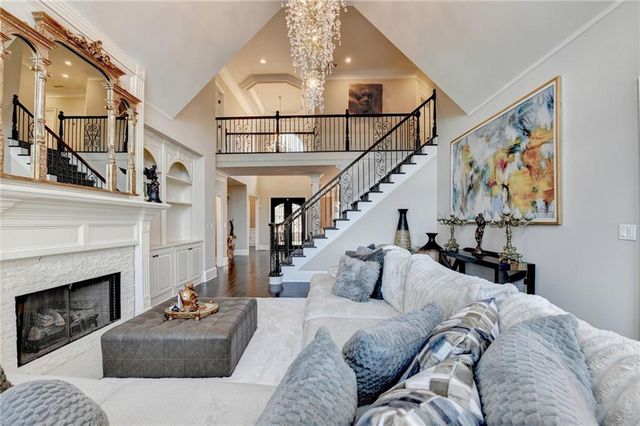 8360 Kenningston Way, Duluth, GA 30097