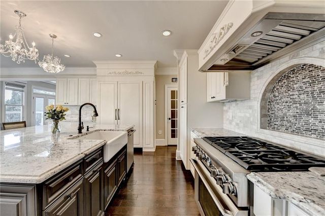 8360 Kenningston Way, Duluth, GA 30097