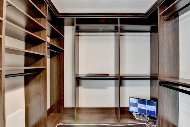 8360 Kenningston Way, Duluth, GA 30097