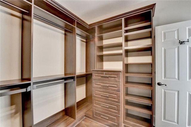 8360 Kenningston Way, Duluth, GA 30097