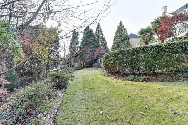 8360 Kenningston Way, Duluth, GA 30097