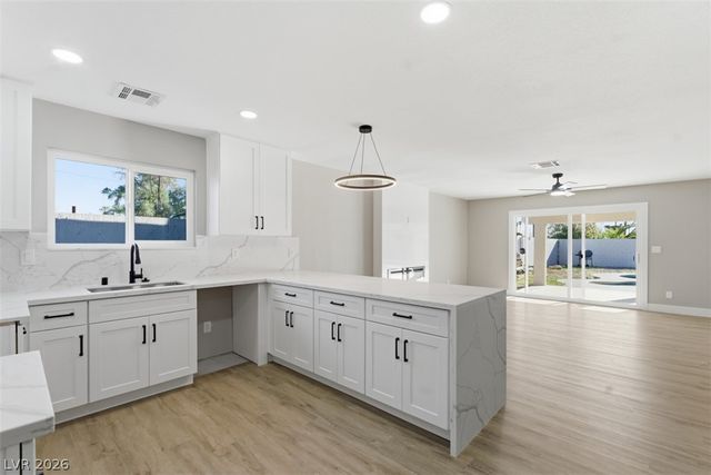 800 South Mallard Street, Las Vegas, NV 89107