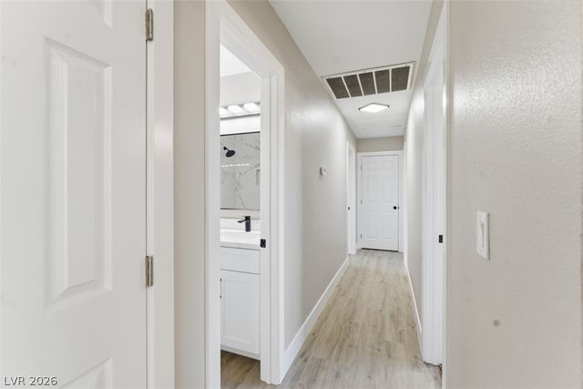 800 South Mallard Street, Las Vegas, NV 89107