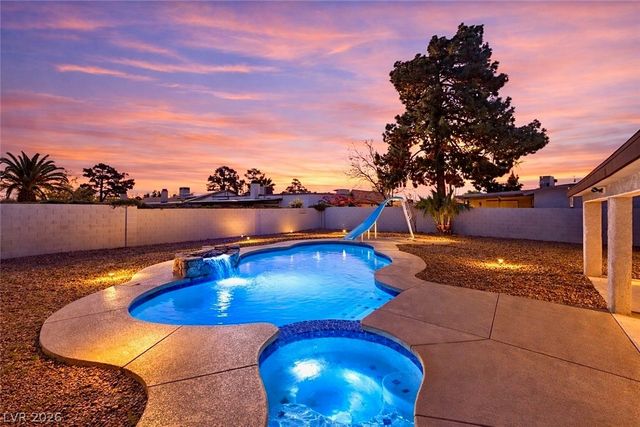 800 South Mallard Street, Las Vegas, NV 89107