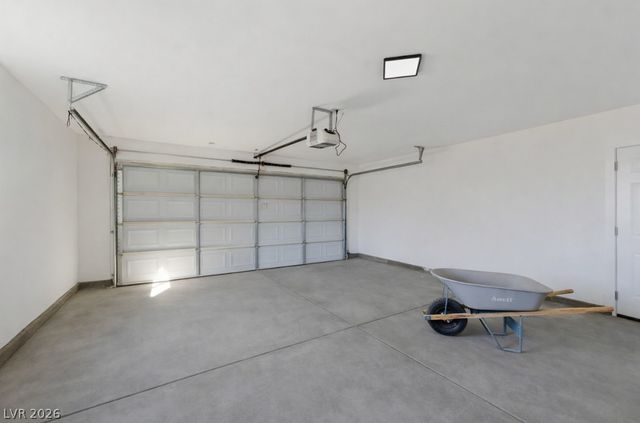 800 South Mallard Street, Las Vegas, NV 89107