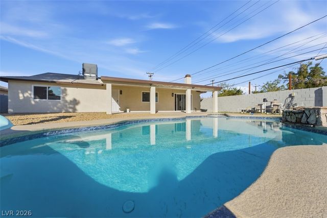 800 South Mallard Street, Las Vegas, NV 89107