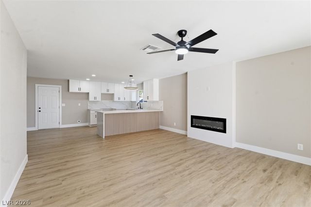 800 South Mallard Street, Las Vegas, NV 89107