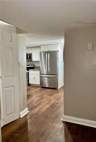 1307 SW Lorenzo SW Drive B, Atlanta, GA 30310