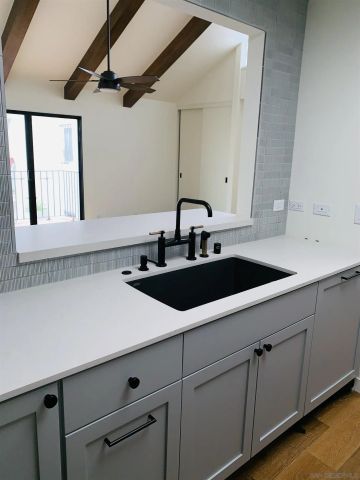 303 Coast Blvd 13, La Jolla, CA 92037