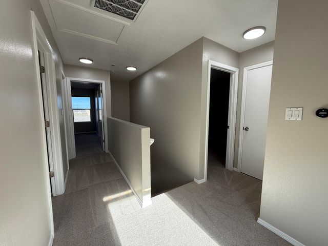 1401 Casa Roja Place NW, Albuquerque, NM 87120