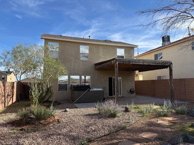 1401 Casa Roja Place NW, Albuquerque, NM 87120