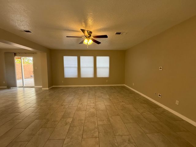 1401 Casa Roja Place NW, Albuquerque, NM 87120