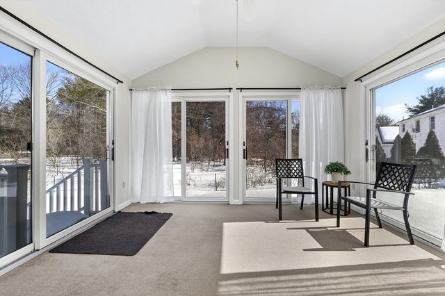 5 Shawsheen Street, Tewksbury, MA 01876