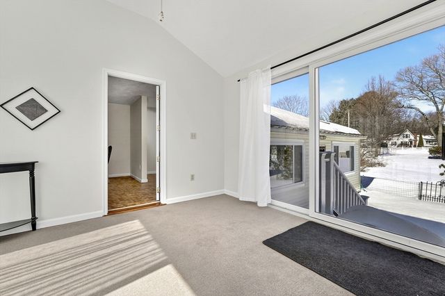 5 Shawsheen Street, Tewksbury, MA 01876