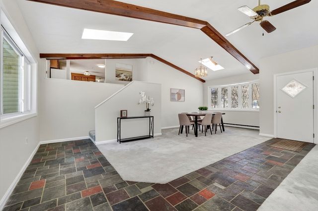 5 Shawsheen Street, Tewksbury, MA 01876