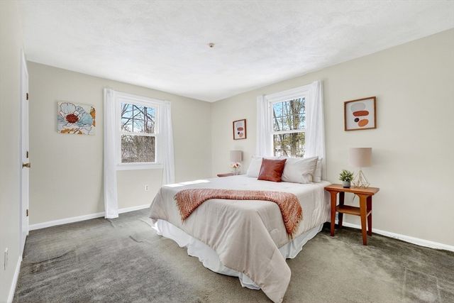 5 Shawsheen Street, Tewksbury, MA 01876