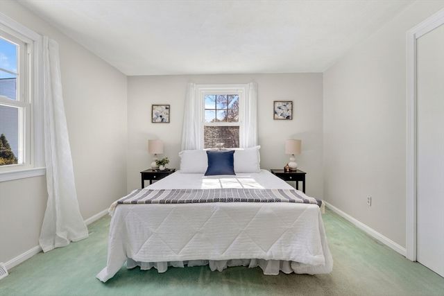 5 Shawsheen Street, Tewksbury, MA 01876