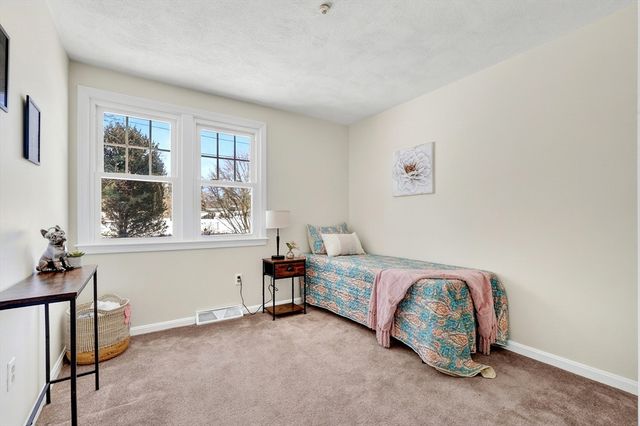 5 Shawsheen Street, Tewksbury, MA 01876