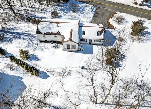 5 Shawsheen Street, Tewksbury, MA 01876