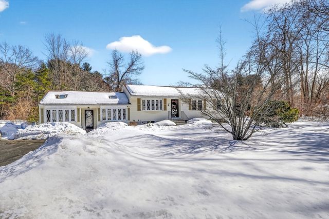 5 Shawsheen Street, Tewksbury, MA 01876