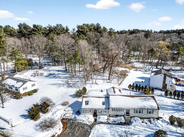 5 Shawsheen Street, Tewksbury, MA 01876