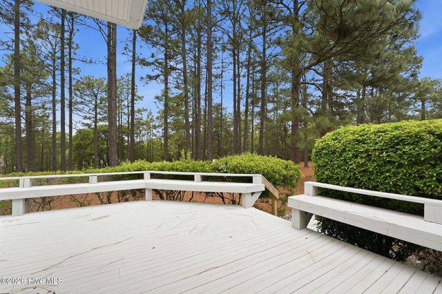 214 Longleaf Drive, West End, NC 27376