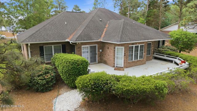 214 Longleaf Drive, West End, NC 27376