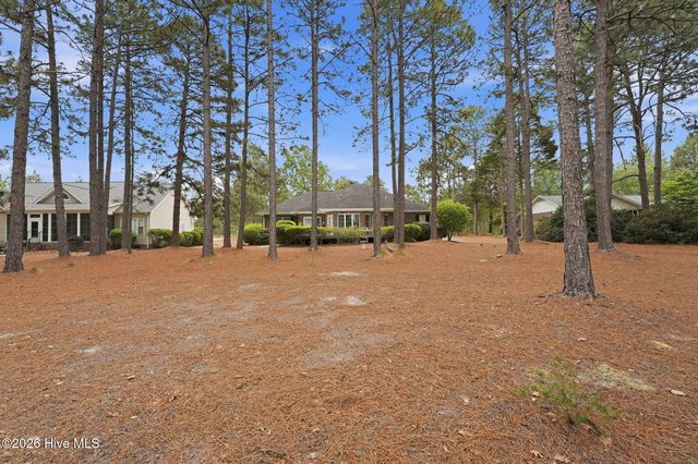 214 Longleaf Drive, West End, NC 27376