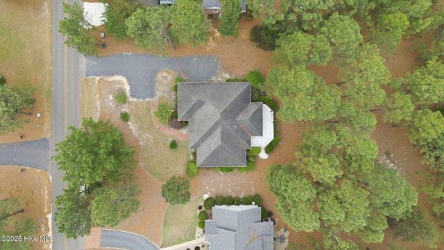 214 Longleaf Drive, West End, NC 27376